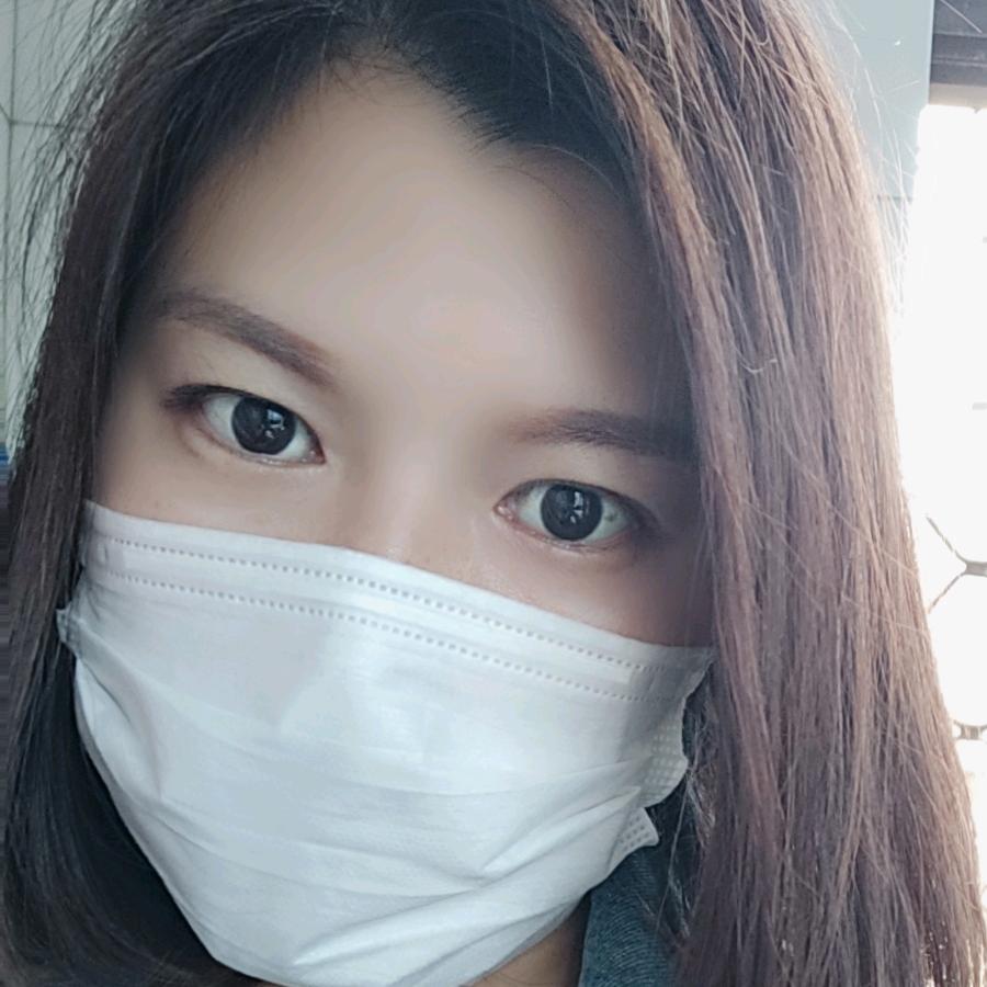 莉莉