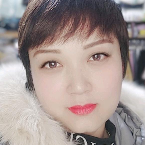胖美妞大码时尚女装