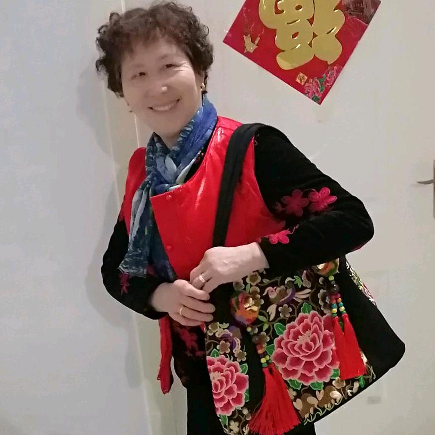 万人迷🔥每一晚8点直播🔥