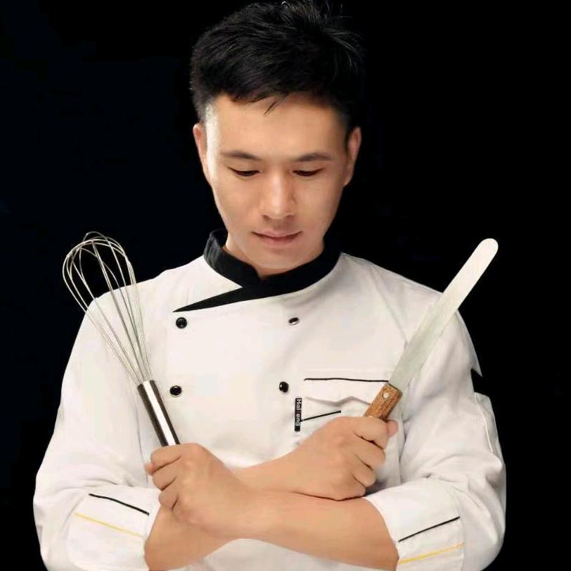 天才烘焙小哥哥