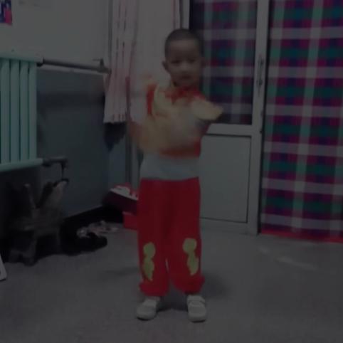 摸摸哒