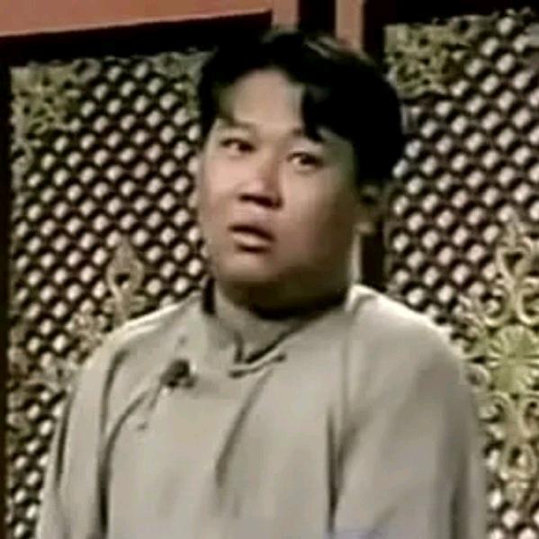 电线杆上有只鸟