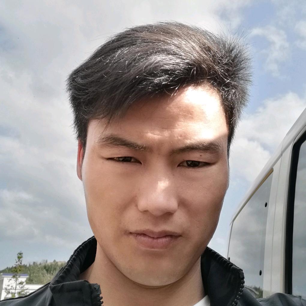 以建设美丽忠信为中心;绿化工程团队