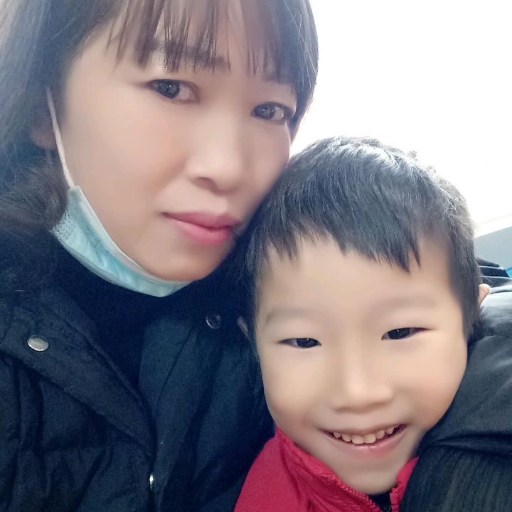 木卓实木楼梯扶手。实木车床。实木门。
