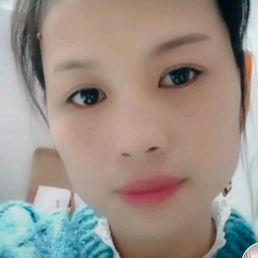 丫  头   燕