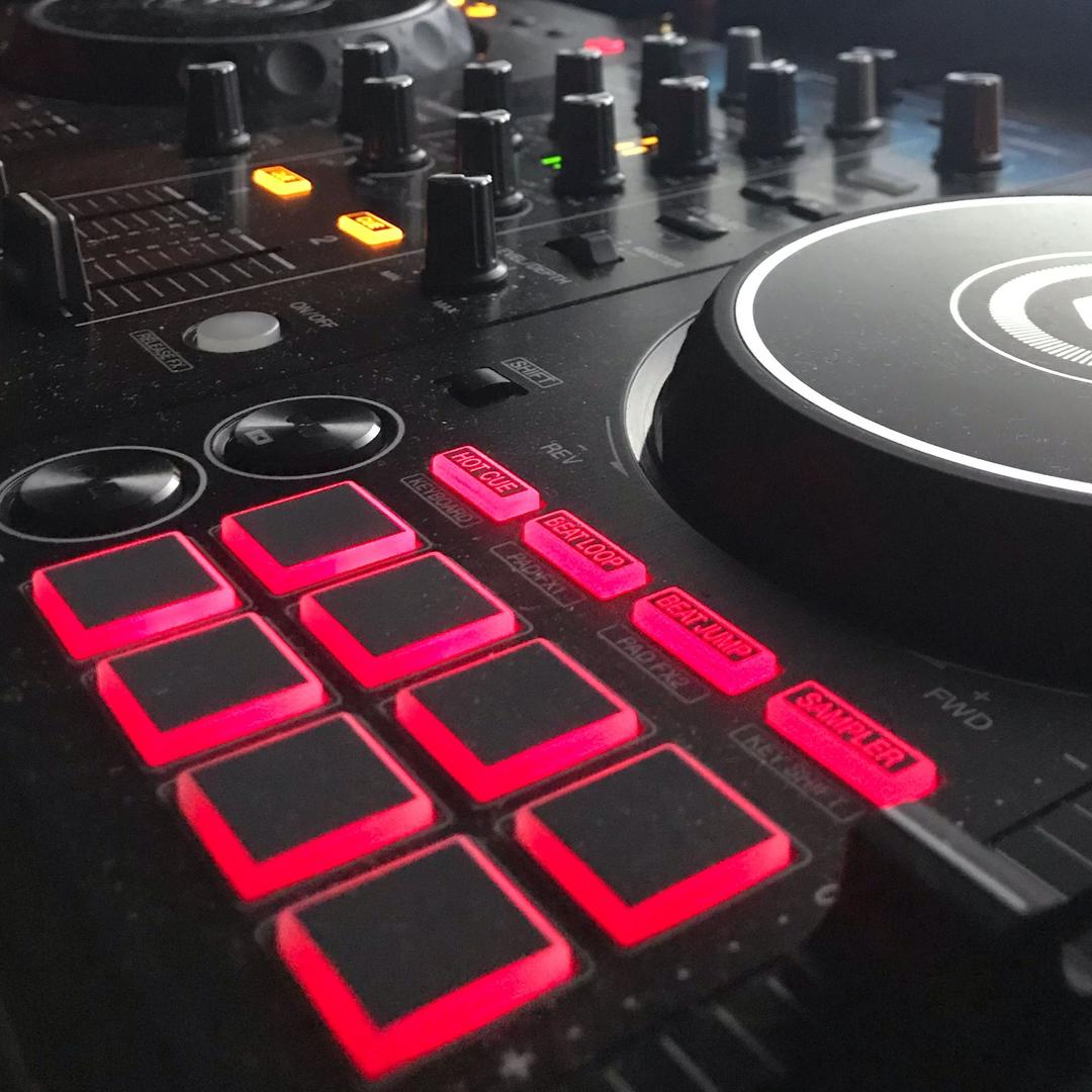 DjYoung