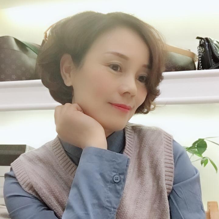 杭州临平区保健路106号月亮街服装店