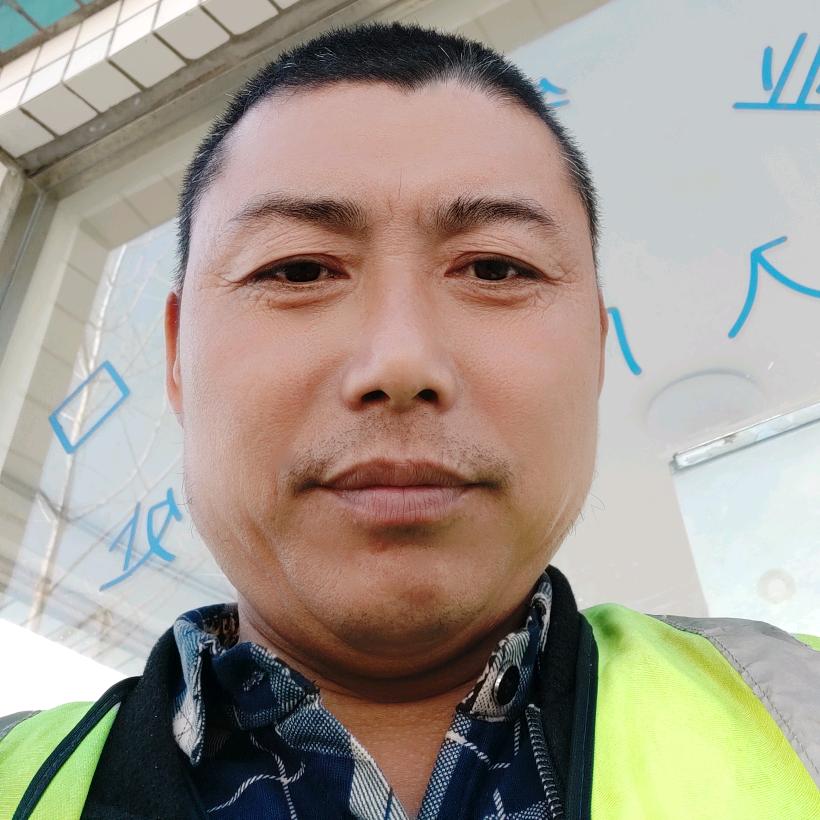 欧曼卡车闯天下