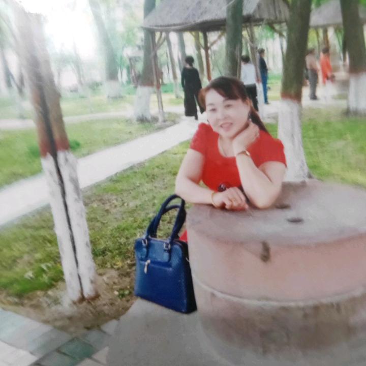 闫莉