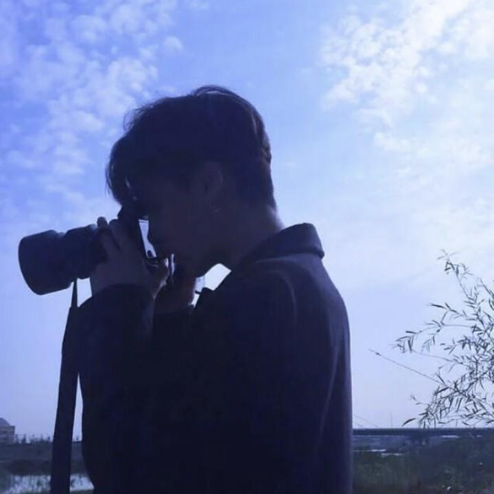 阿დ文