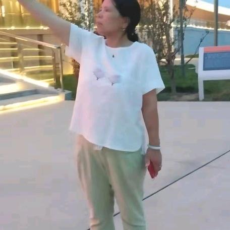 杨改兰四个宝贝的奶奶