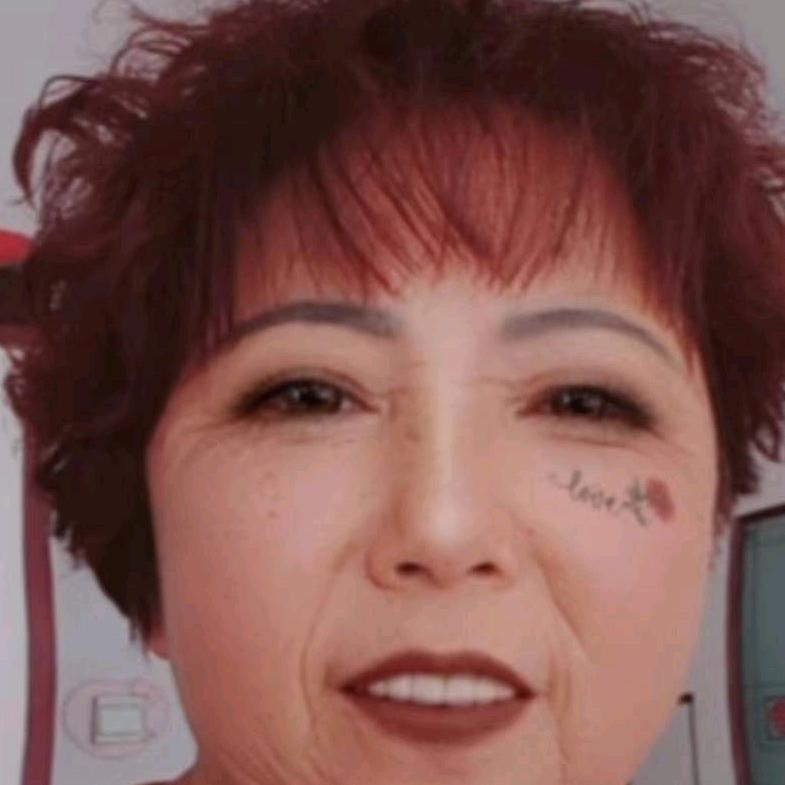坚强的莲姐