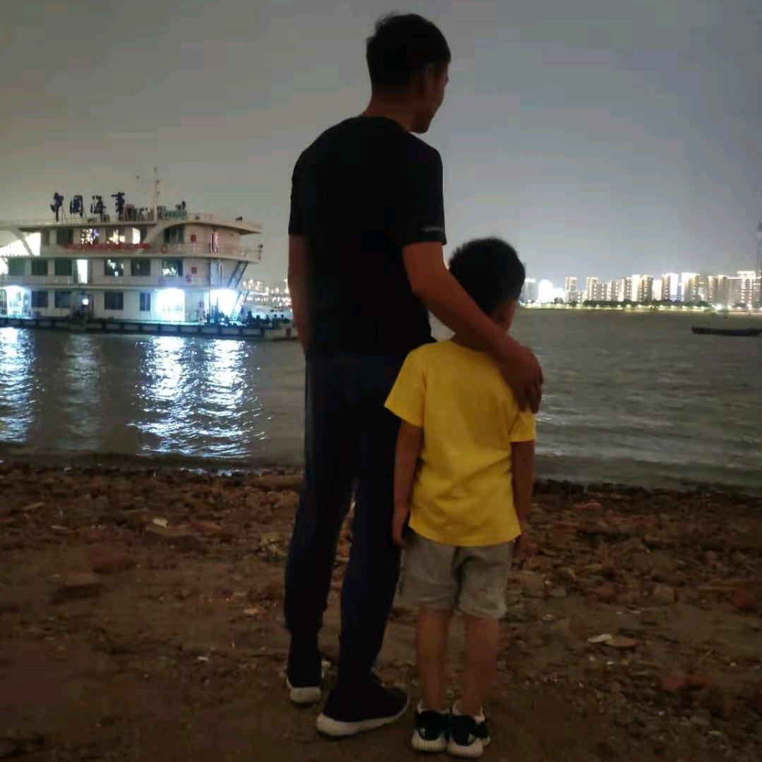 小石头的爸爸