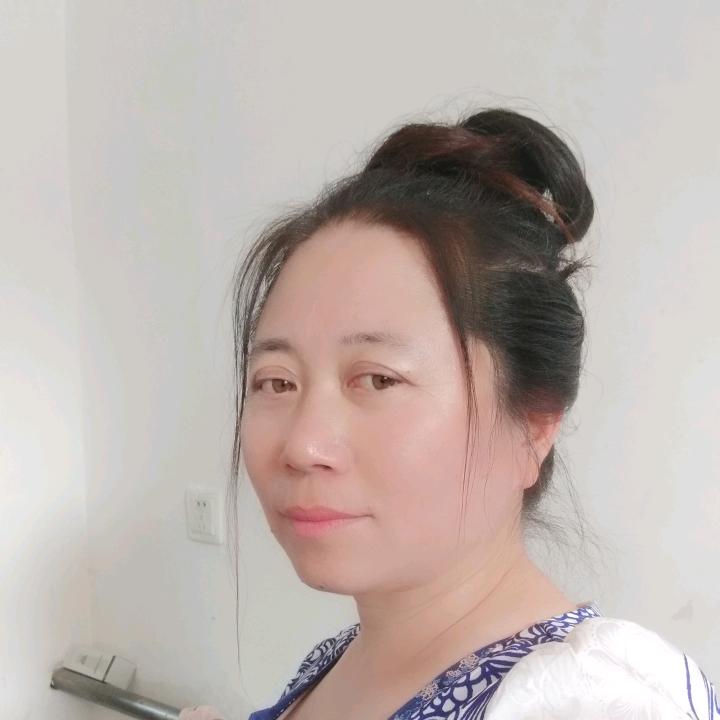 彩红