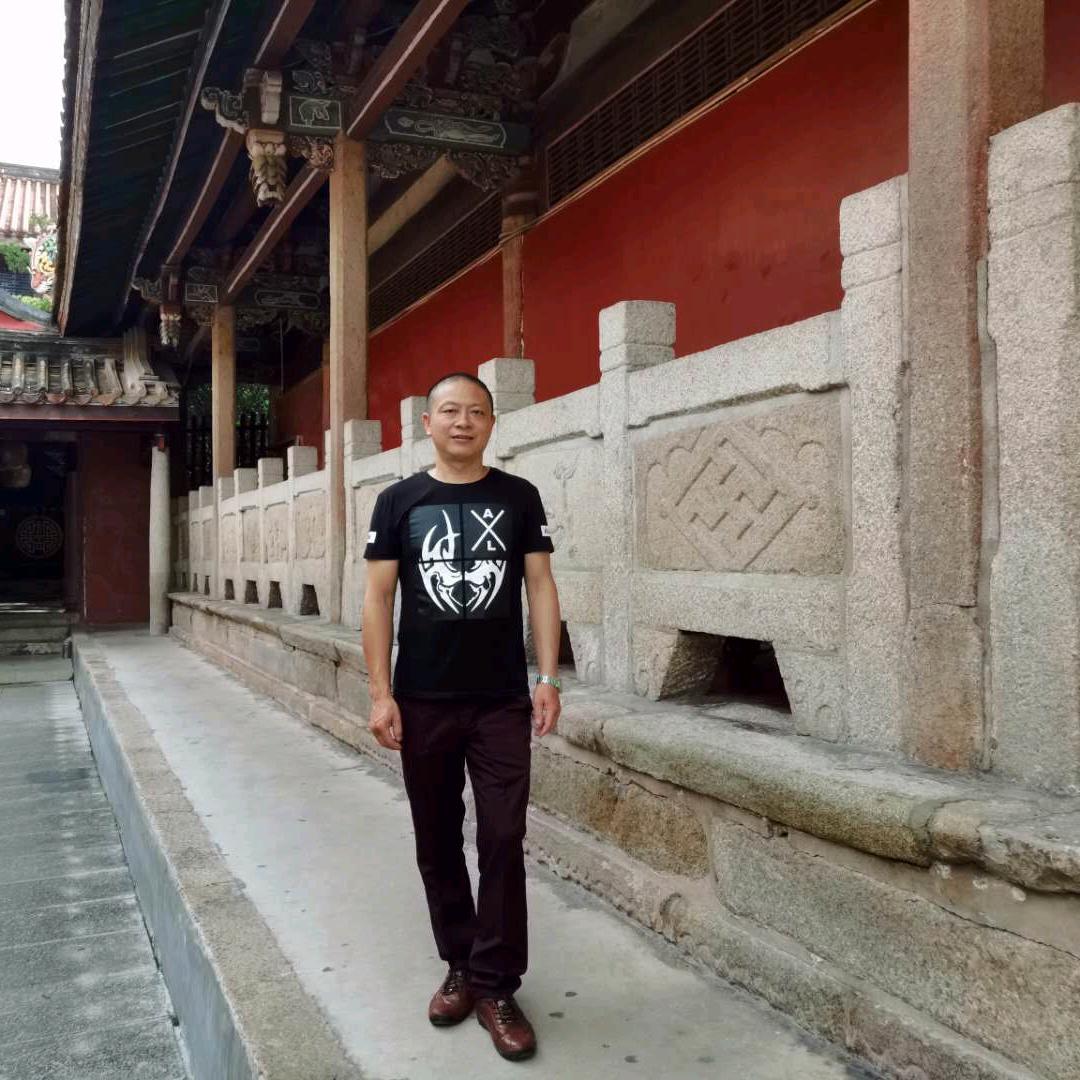一往情深。