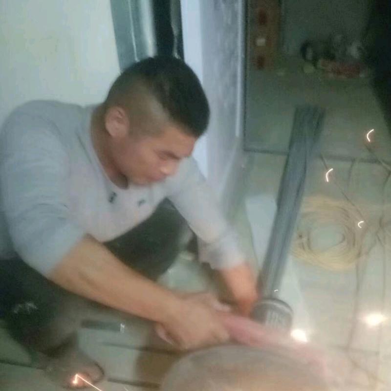 江军，，，，，