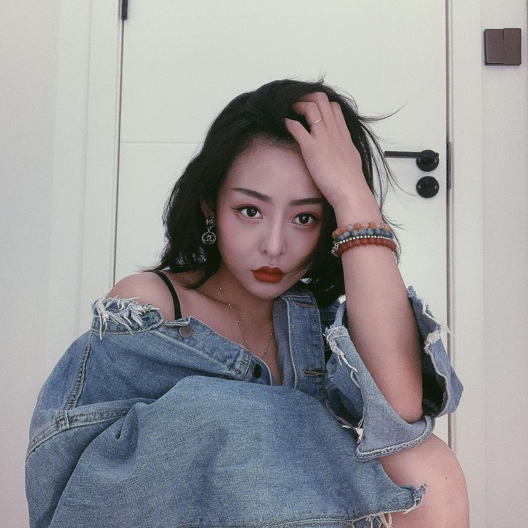 谁谁谁_Wen婷文婷
