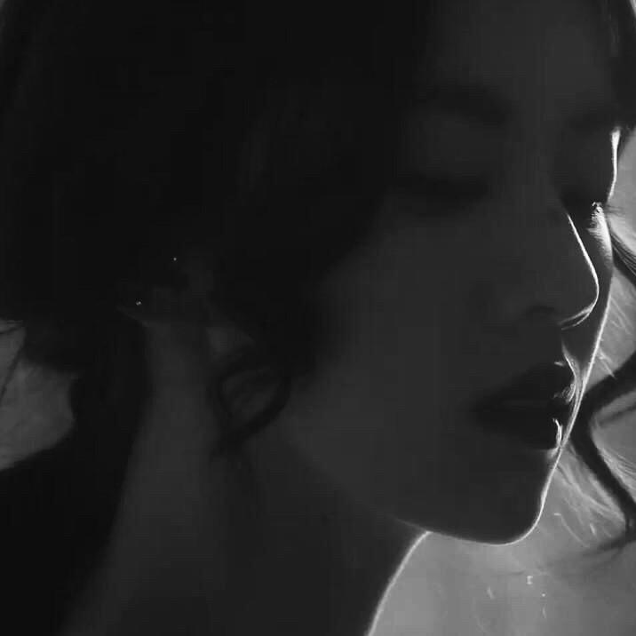 橘子好酸🌚🌚