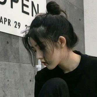小欣只会笑