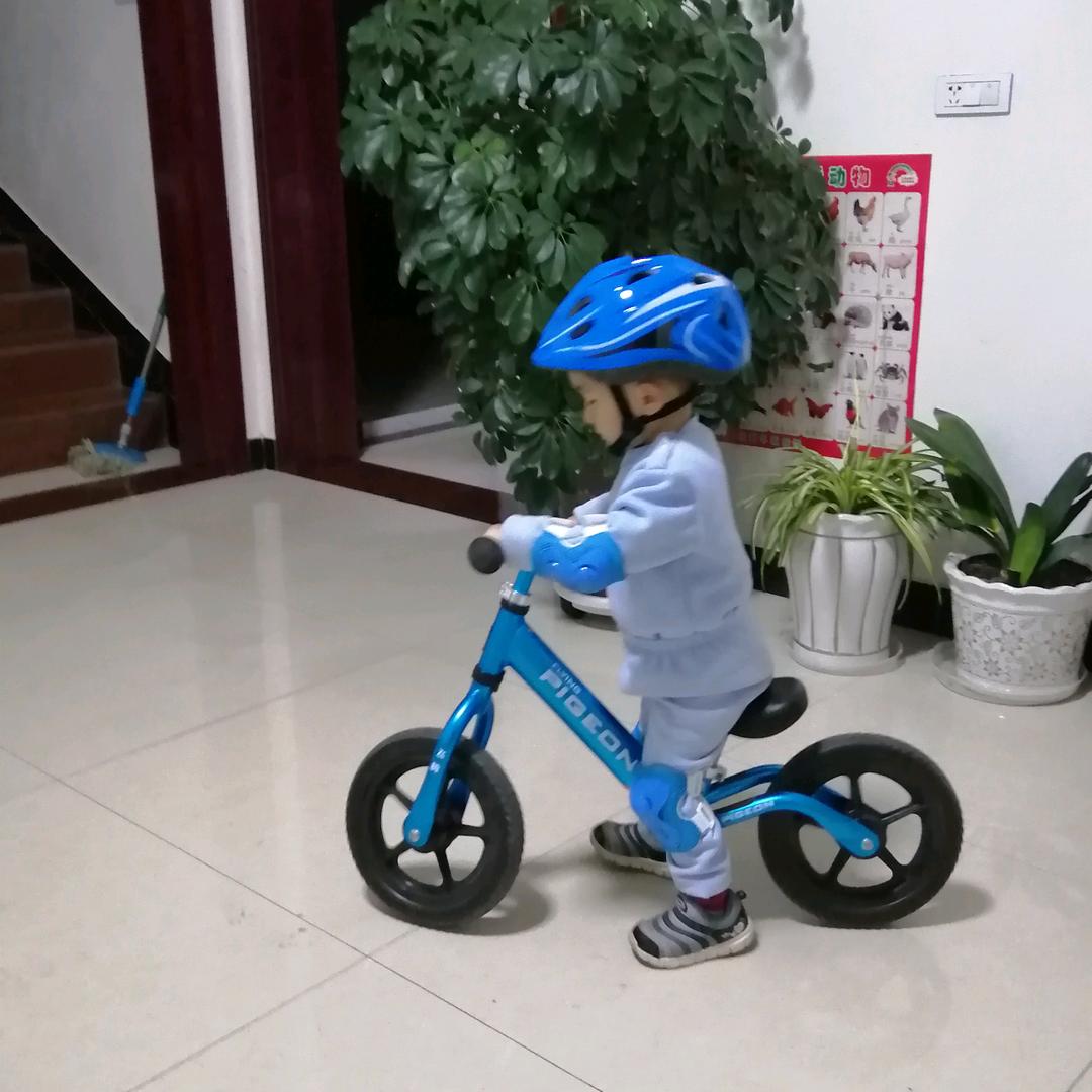 闹闹