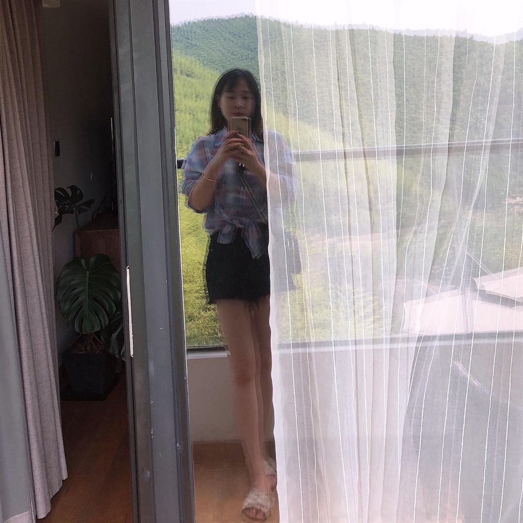 左脚别踩右脚