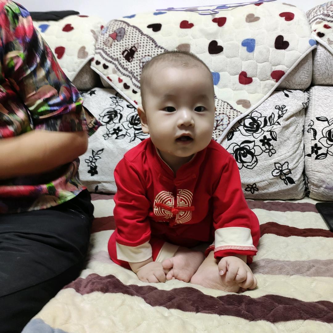 咕噜咕噜多喝水