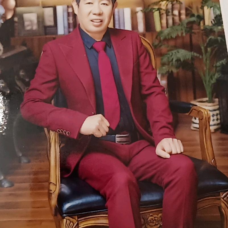 伊犁旭伦钢材销售