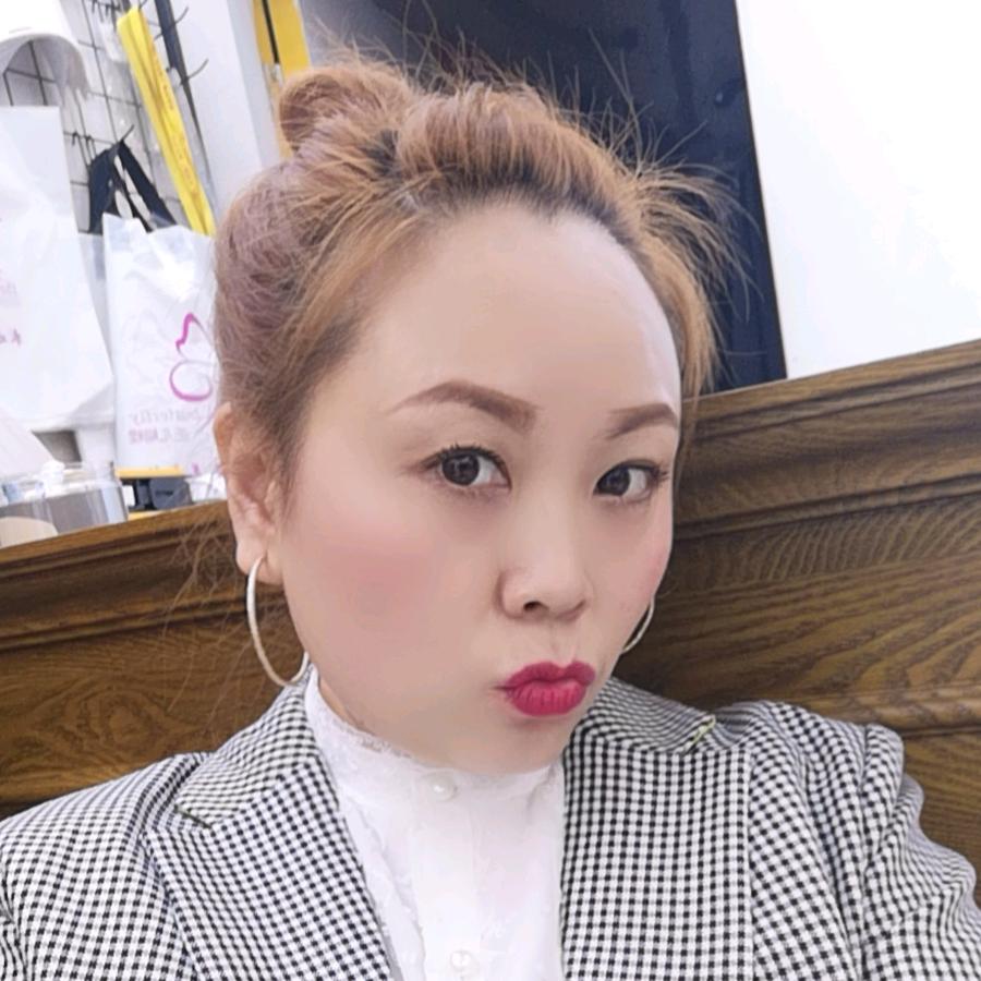 衣缘郦人女装丹姐