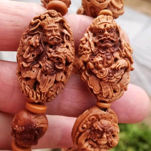 方醒手工雕刻工艺品