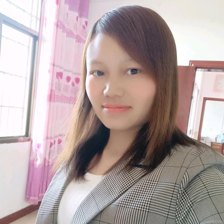娇小风姐