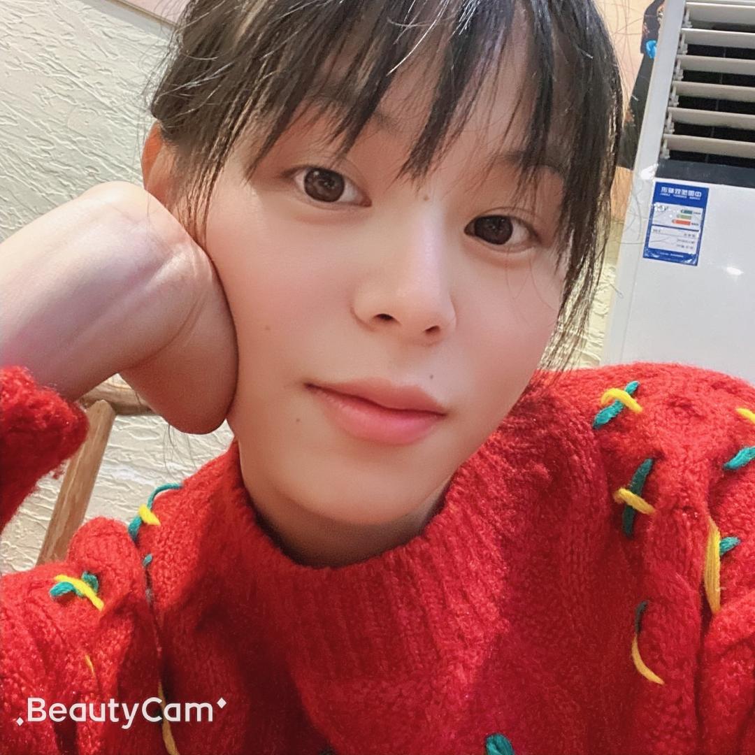 小露霏霏