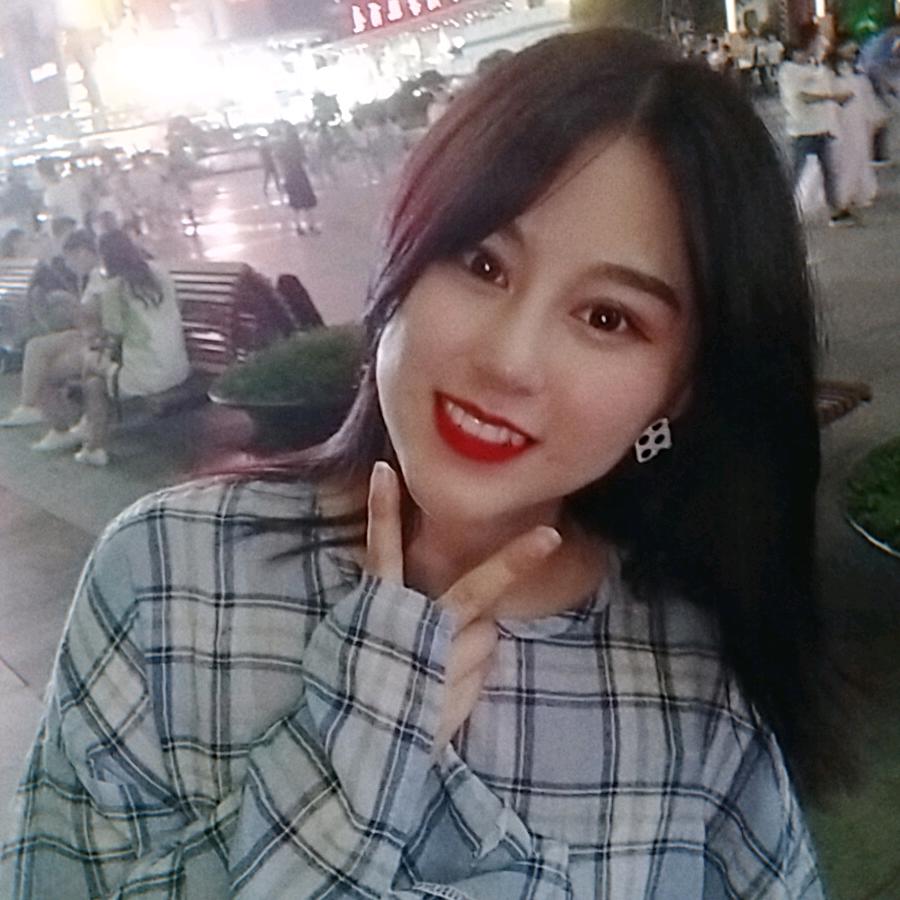 艳艳的团团 🌵