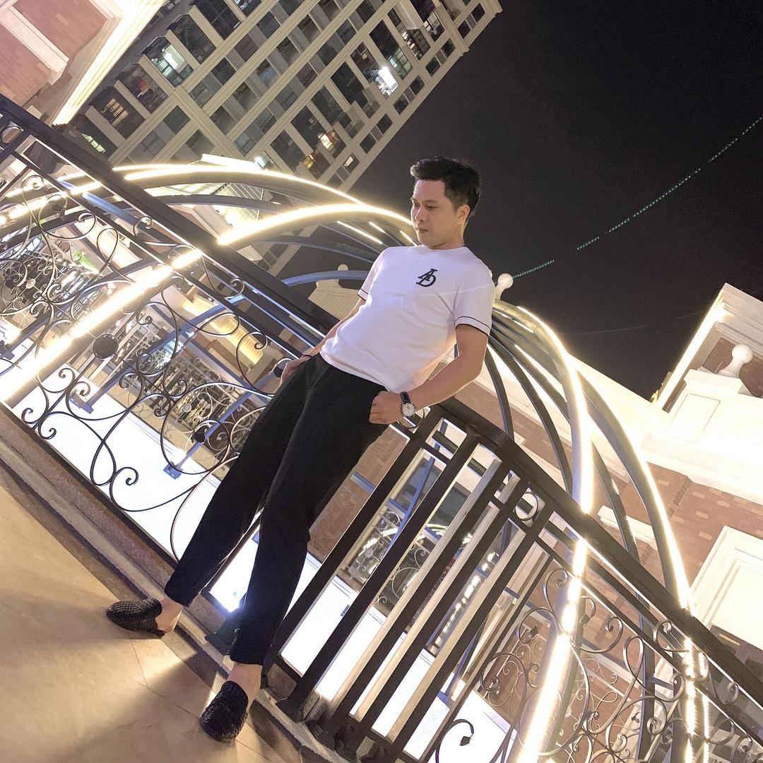蓝先生服装店