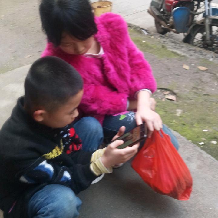 龙社廷