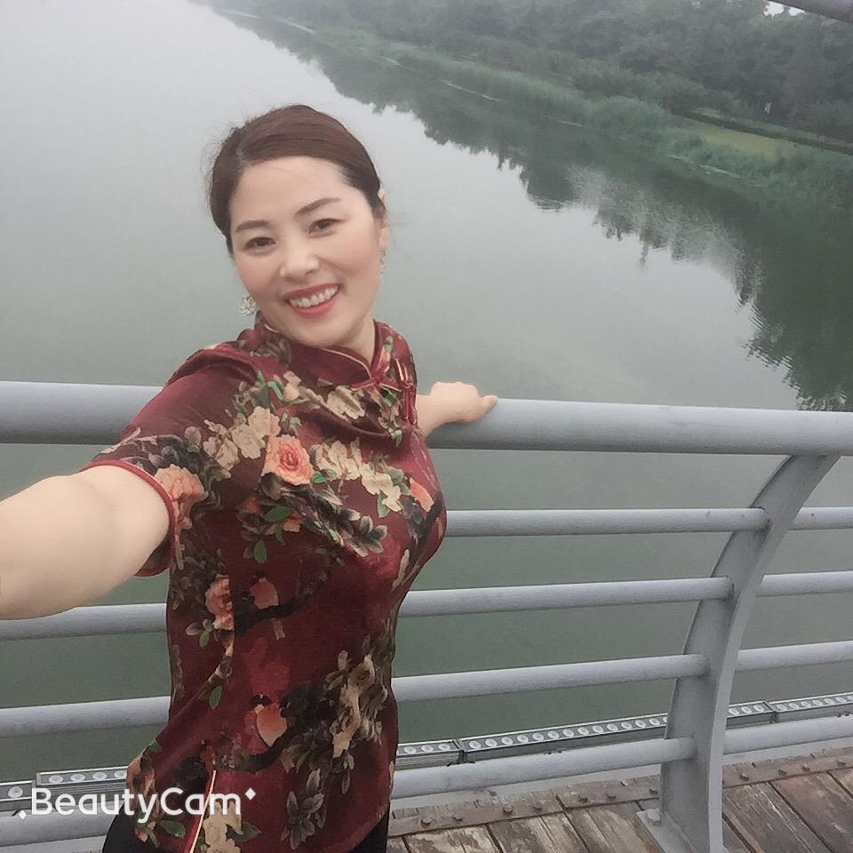 玲儿响叮铛、