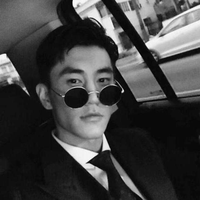 P-yancai 🕶️