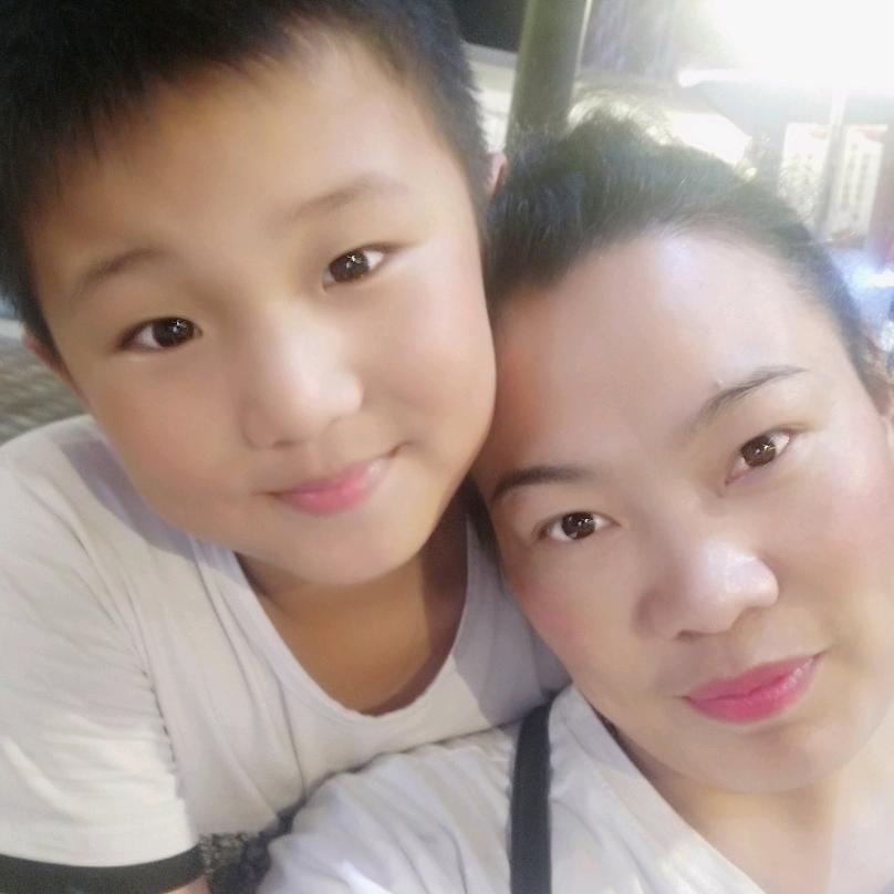 宿州市初遇服装店