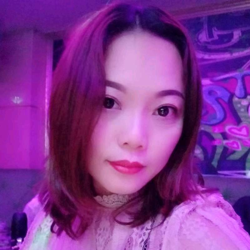 女人,不哭