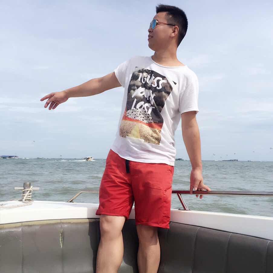 华靓照明-洪文龙