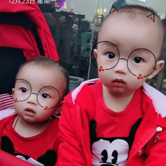 宝妈👩双胞胎兄弟～家洋～家豪