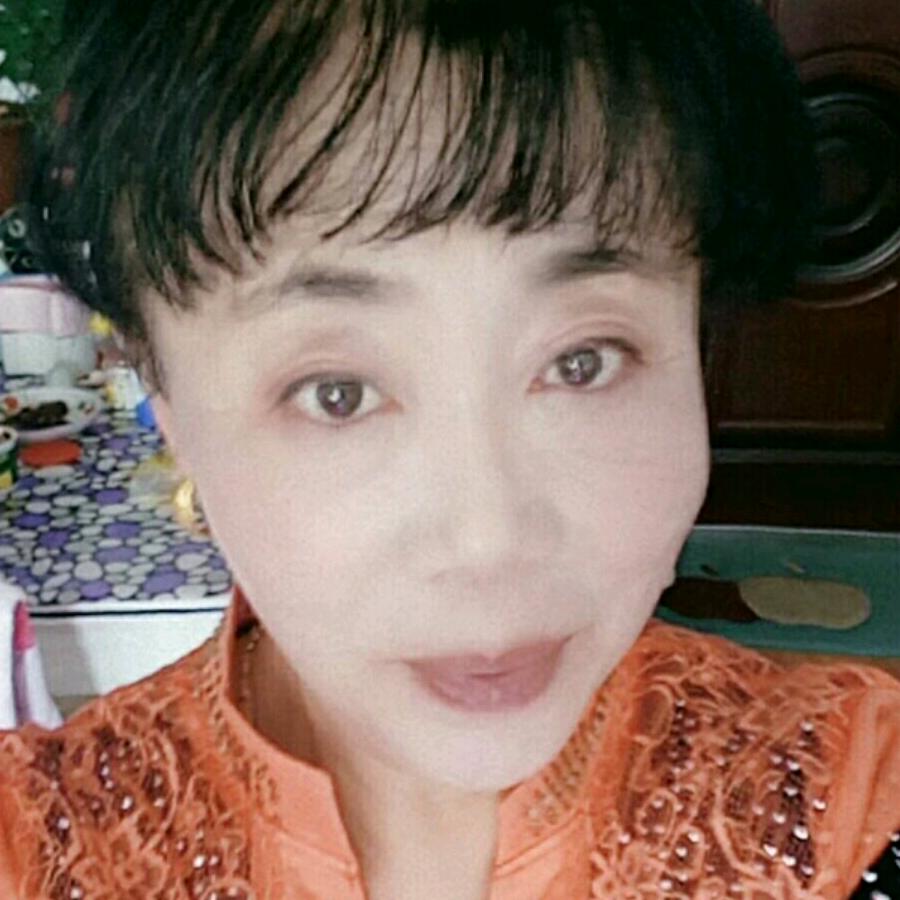 英子^