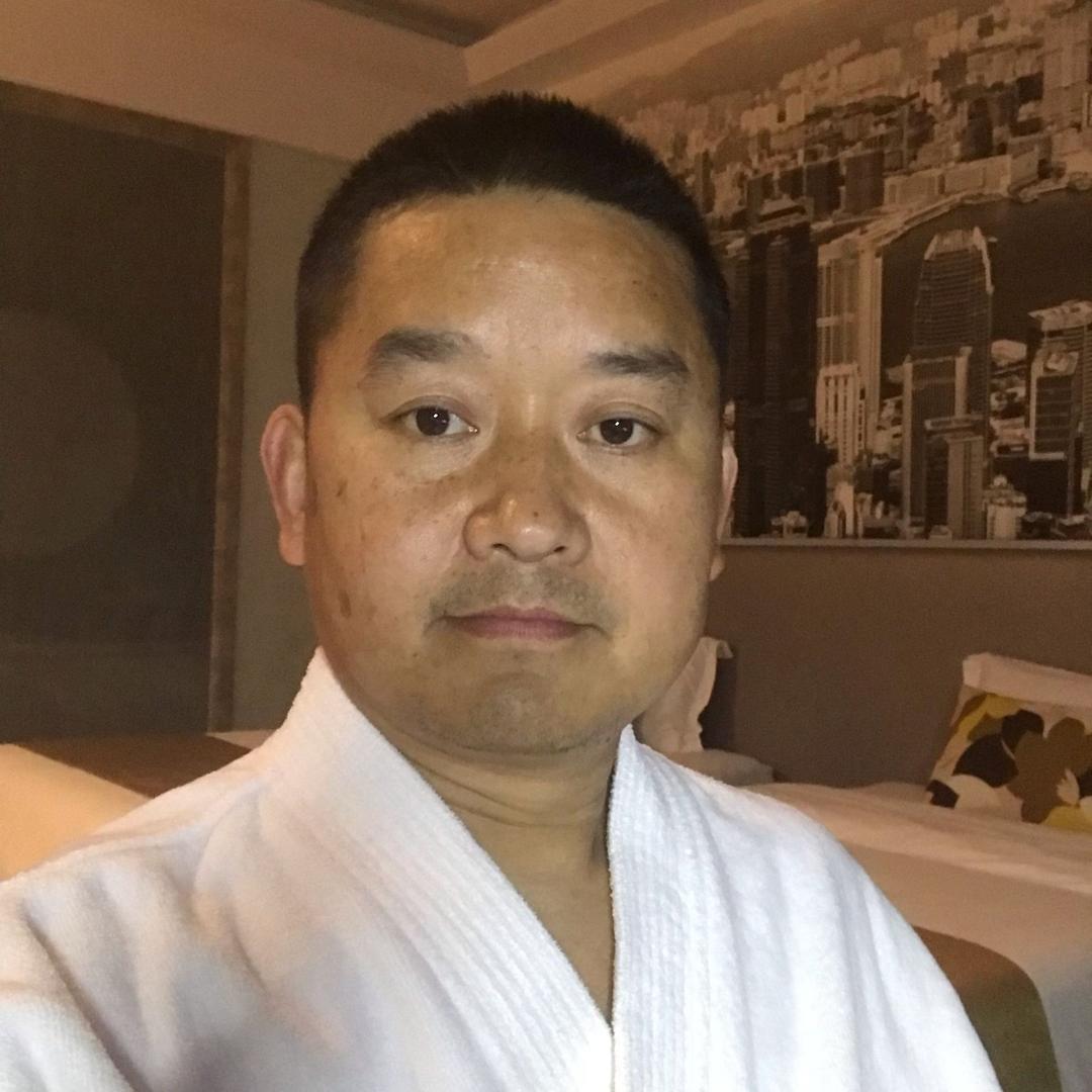 养猪人，应急充电车 梁二哥