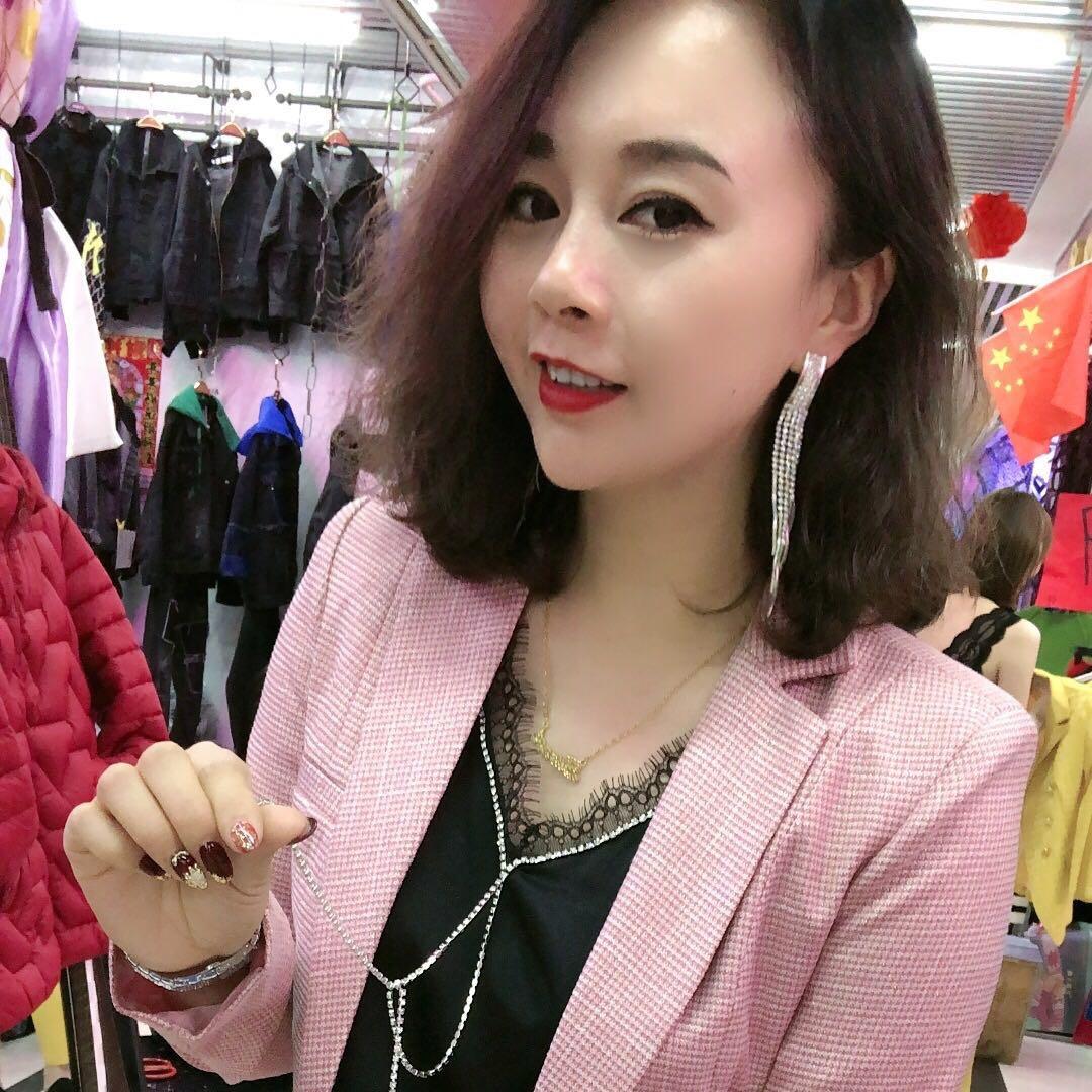白雪服装大店
