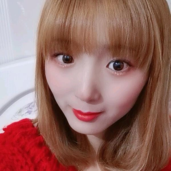 Amy｡･ω･｡）ﾉ♡