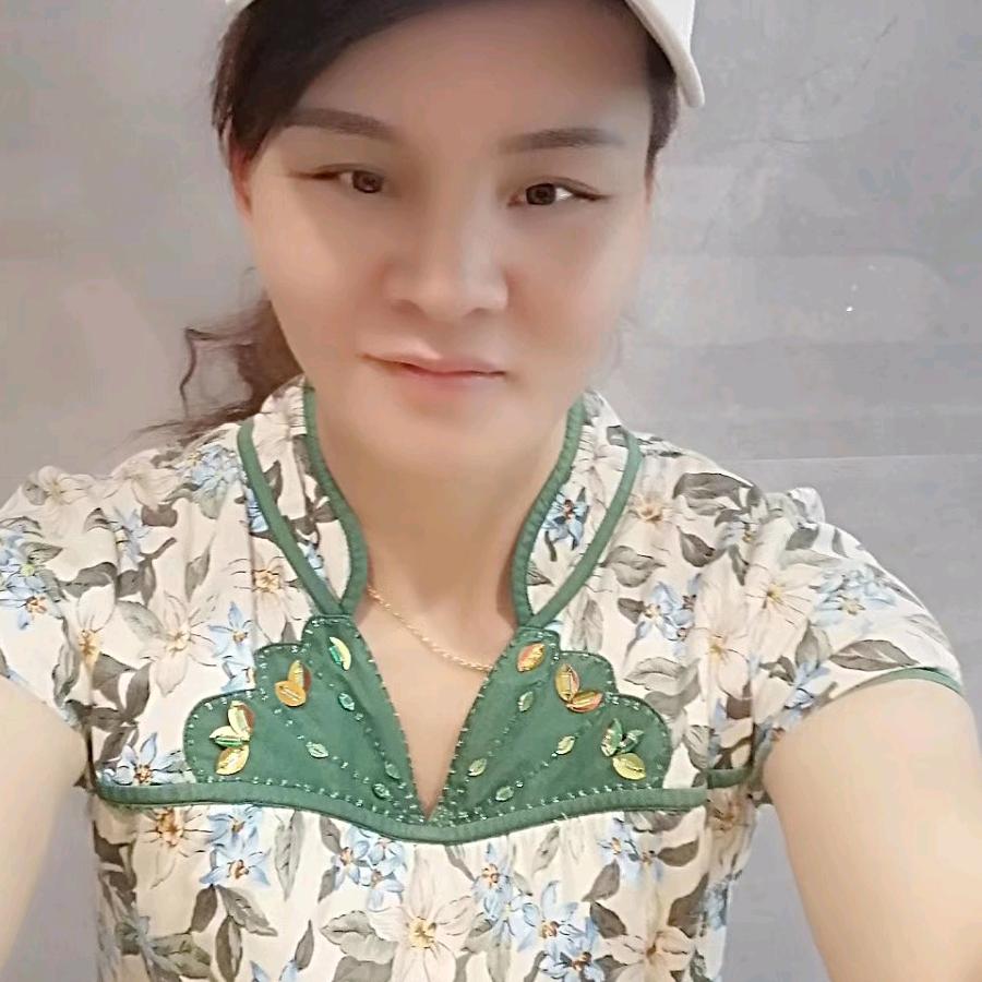 金瑞其霞巴德士仿石漆欧家三小姐