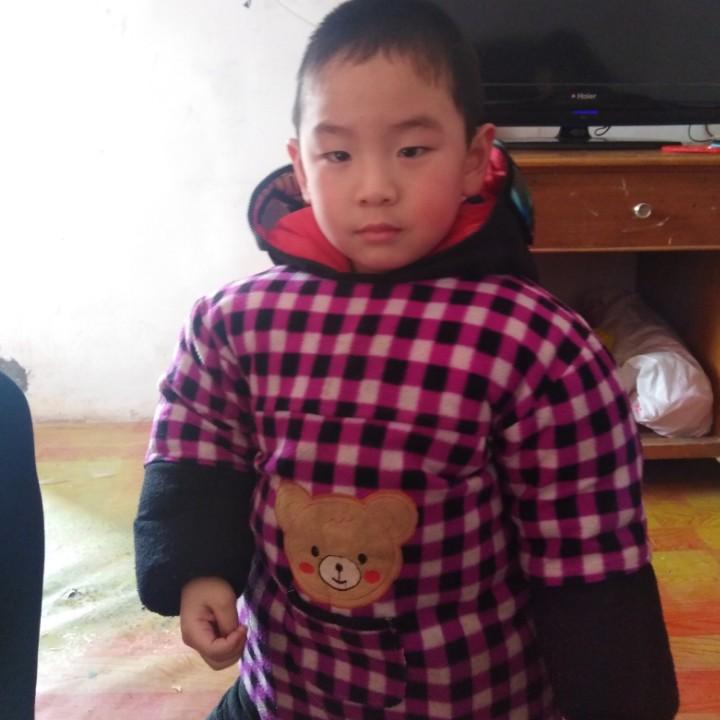 豪、乐、晨奶奶