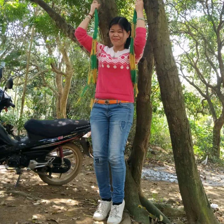 崇左艳姐翡翠玉（玉缘阁）