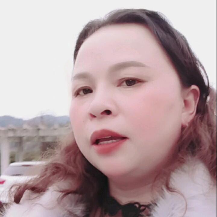 我是田田