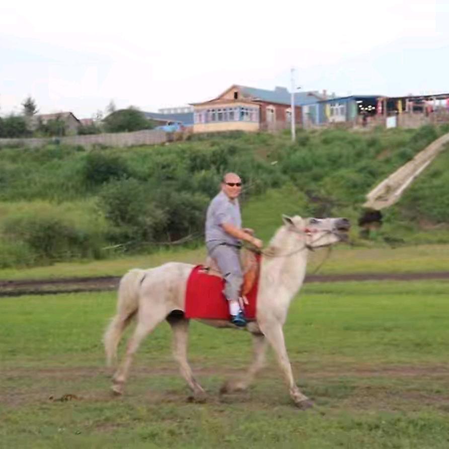 精益眼镜潘先生