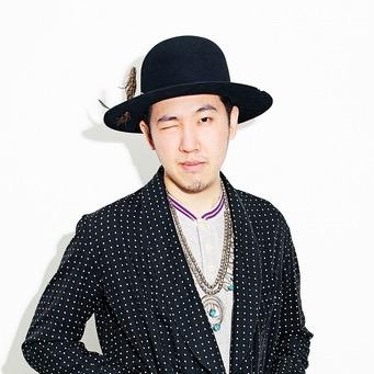 靳老师想开了